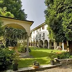 ホテル Lvg Collection - Il Chiostro 3*