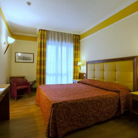 Hotel Il Chiostro By Lvg Collection 3*