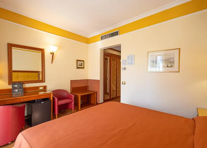 Hotel Lvg Collection - Il Chiostro 3*