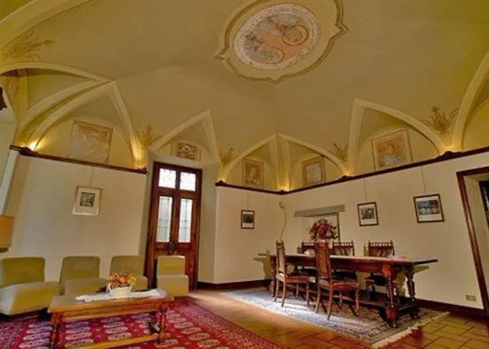 Lvg Collection - Il Chiostro 3*